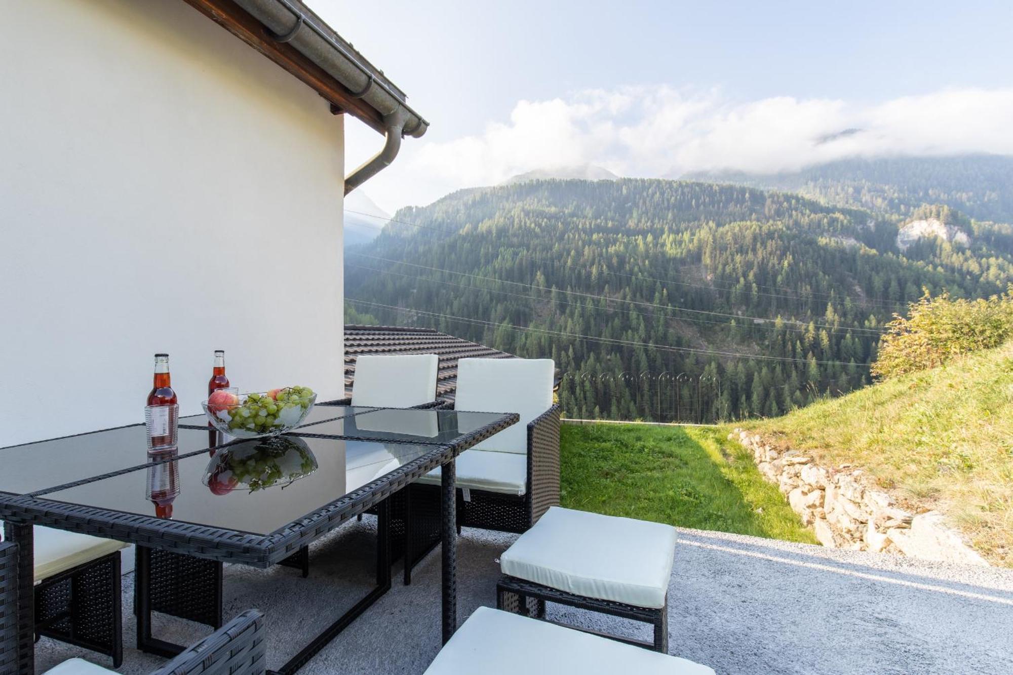 Chasa Muglin Ardez Apartment Exterior photo