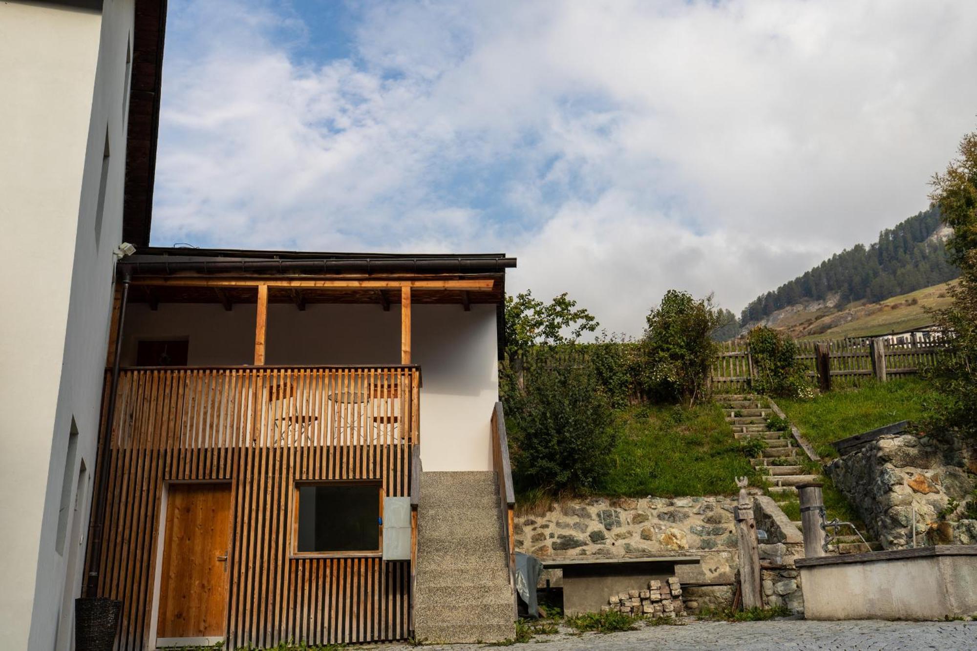 Chasa Muglin Ardez Apartment Exterior photo